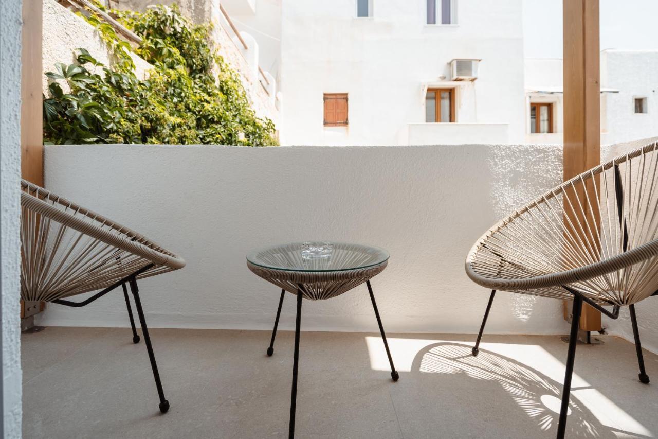 Elvirtus Suites Naxos City Eksteriør billede